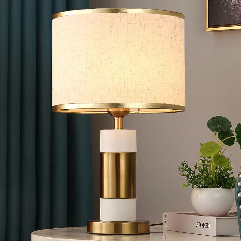 Scandinavian Bedside Table Lamp Master Bedroom Accessible Luxury Warm Modern American Fabric Ins Girl Creative Simple Night Light