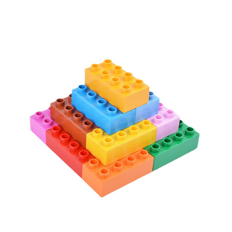 Совместимый с LEGO: крупные блоки 2x4, 8 дырок, базовый длинный кирпич для обучения, аксессуары