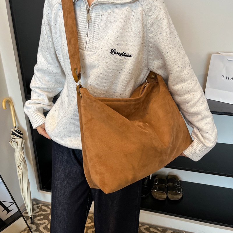 Bolso de hombro de estilo europeo/americano para mujer 2025, casual de gran capacidad, axila