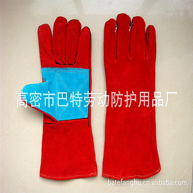 Производители средств защиты труда поставляют оптовые поставки двухслойных сварочных перчаток из коровьей кожи, кожаные перчатки для сварщиков, большое количество и хорошая цена.