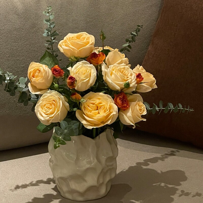 Creative Cream Ceramic Vase Flower Arrangement High-End Hydroponic Vase Container Clay Pot Wabi-Sabi Style Decorative Ornaments