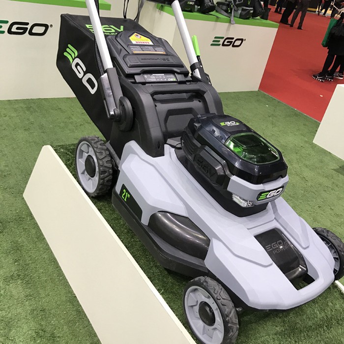 EGO 56V无绳锂电充电式割草机LM2101 电动剪草机草坪机割灌机2122