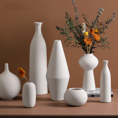 Wholesale white ceramic vase ornaments, flower arrangements, dried flowers, living room dining table, entrance hall decorations, creative art flower vessels