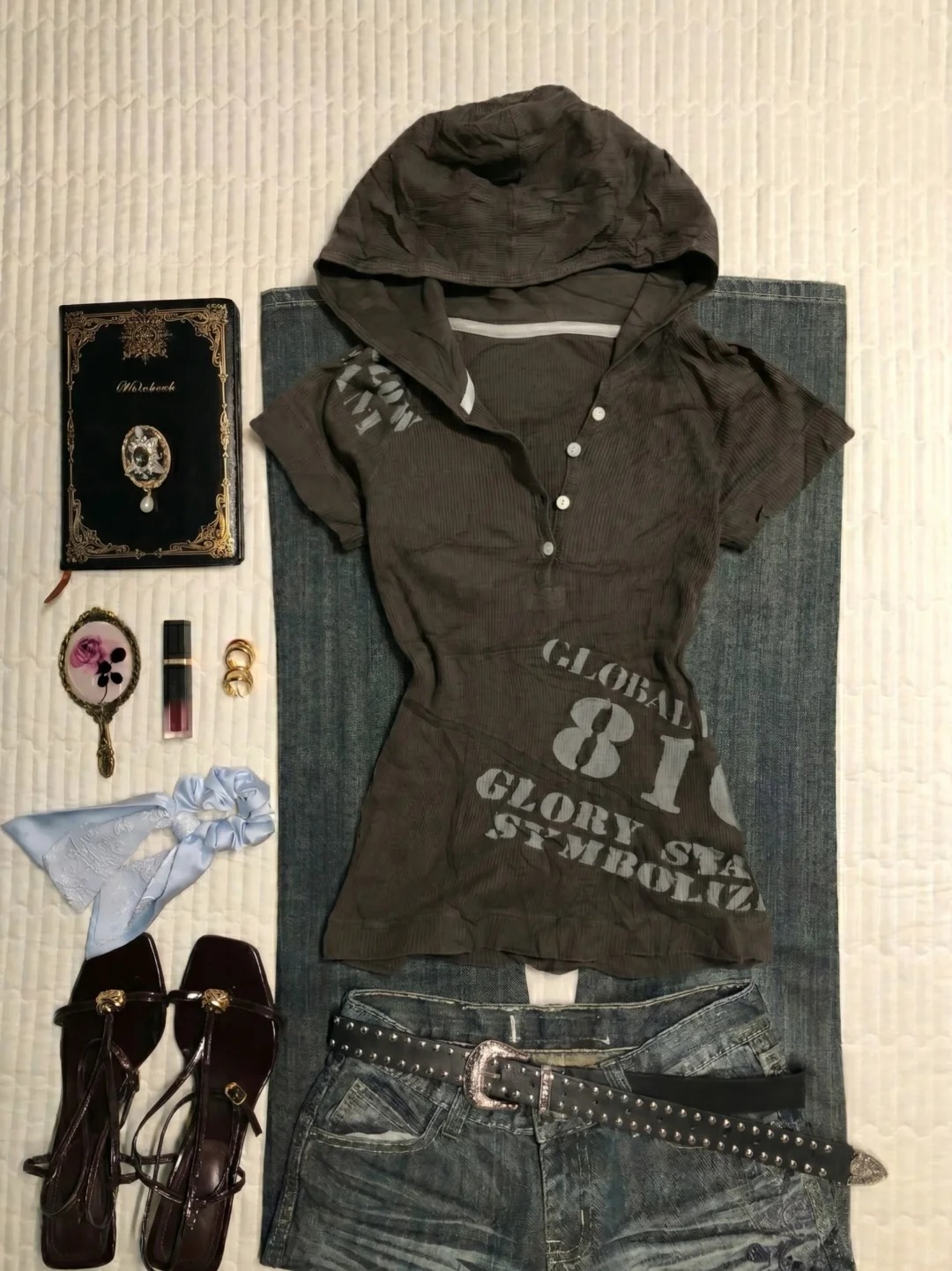 Japanese retro Korean style American light Asian Y2K rock hot girl sexy brown letter print hooded short-sleeved top