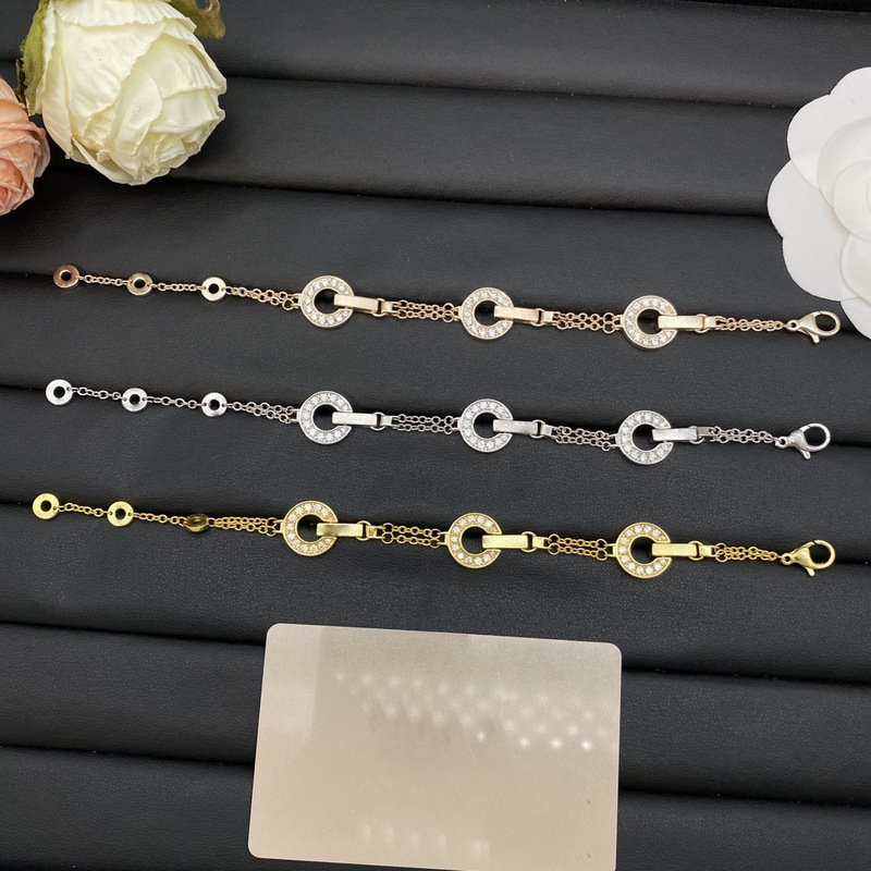 Cross-Border European and American Fashion Style Diamond-Encrusted High-End Amulet Bracelet Bv Letter Fine Craftsmanship Jewelry for Women Cross-Border European and American Fashion Style Diamond-Encrusted High-End Amulet Bracelet Bv Letter Fine Craftsmanship Jewelry for Women