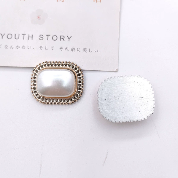 From pearl, rectangular
