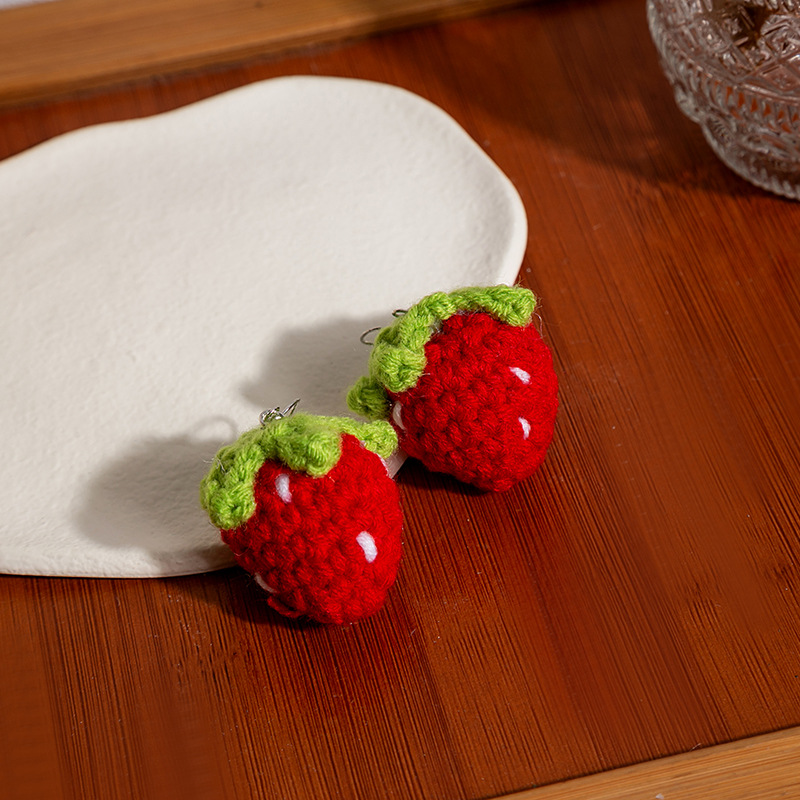 Women's Gender 1 Pair Simple Style Strawberry Plating Cloth Drop Earrings