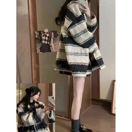 加厚秋冬季新品新品条纹毛呢大衣慵懒风宽松中长款连帽外套女潮
