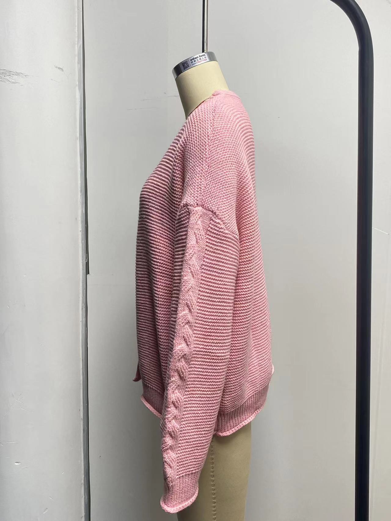 Title 7, Solid Loose Round Neck Pullover Twist Womens S...