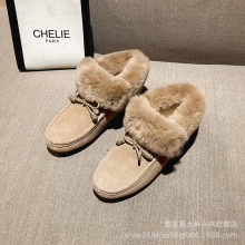 加绒雪地靴女2023年新款百搭真皮豆豆鞋秋冬季一脚蹬防滑二棉鞋女