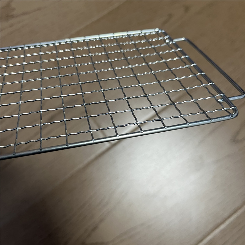 日本と韓国のステンレス鋼の鉄バーベキューネットの加工折りたたみ家庭用屋外使い捨てバーベキューネットサポートカスタマイズ|undefined