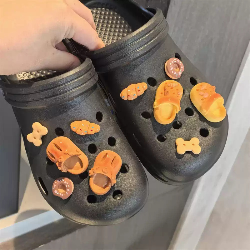 Cartoon Decorations Shoe Charms Croissant Hole Shoes Shoe Flowers Slippers Quirky Cookie DIY High-End Shoe Surface Pendants