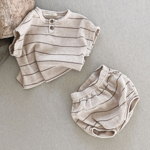 Korean style ins infant and toddler cute casual western style striped suit baby summer cotton short sleeves + shorts two-piece set