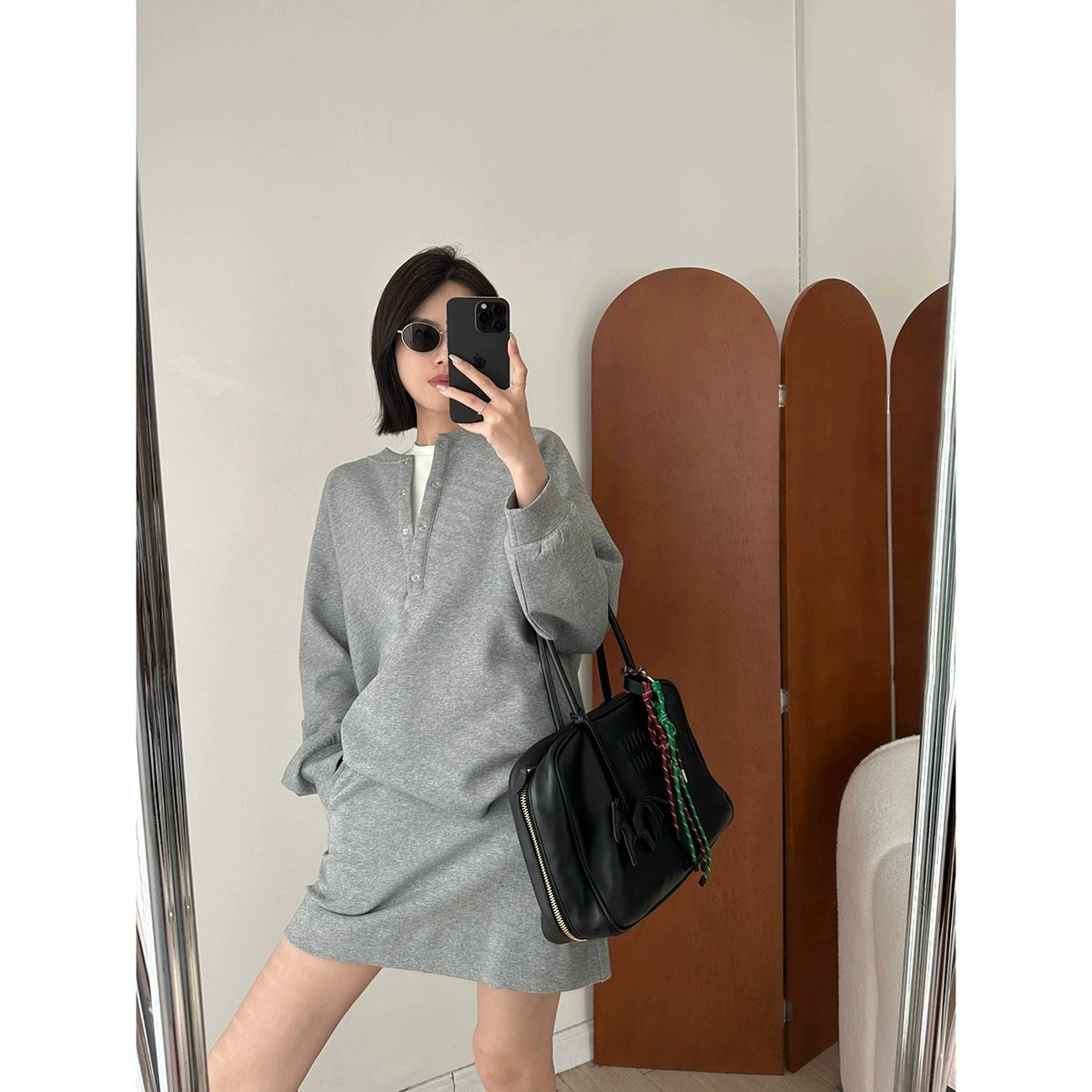 Весенний и осенний костюм женский новый корейский полуоткрытый воротник свободный повседневный свиток