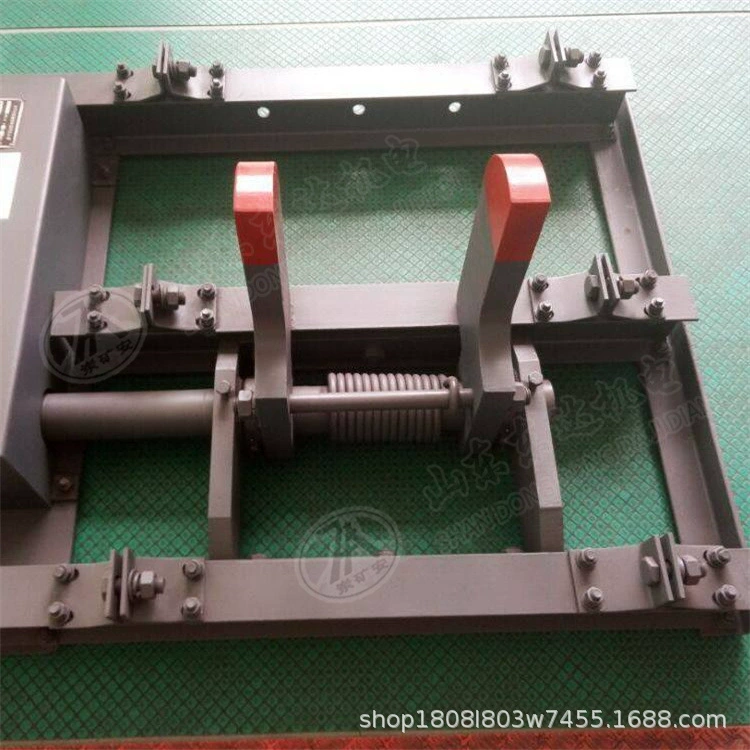 QWZC9 производитель пневматических горизонтальных затворов для добычи полезных ископаемых, пневматические горизонтальные затворы с блоком головки 900 калибра, поставляемые с блоком управления воздухом в цилиндре