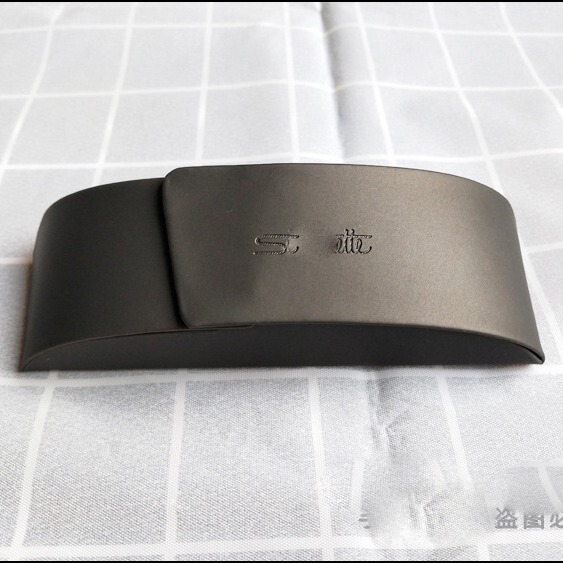 Shi Le Jia Glasses Box high quality Sunglasses Box suit Fashion Black Glasses Box glasses Case in stock Shi Le Jia Glasses Box high quality Sunglasses Box suit Fashion Black Glasses Box glasses Case in stock