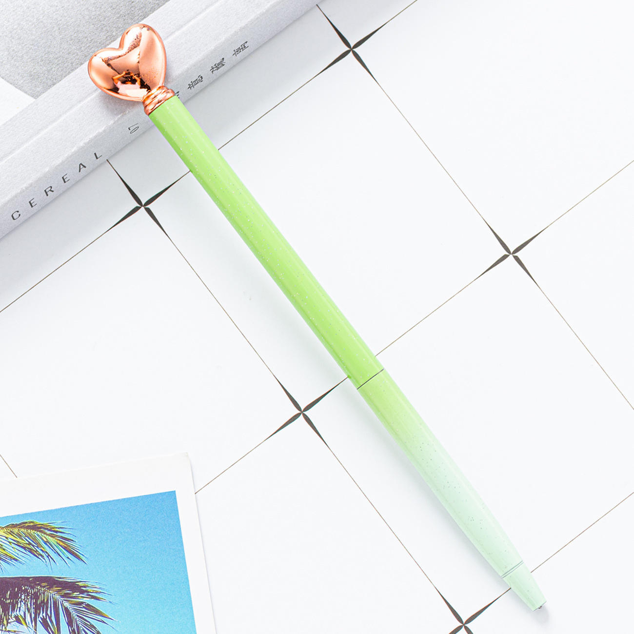 Amor en forma de bolígrafo al por mayor bolígrafo de metal creativo regalo publicitario impresión LOGO amor bolígrafo