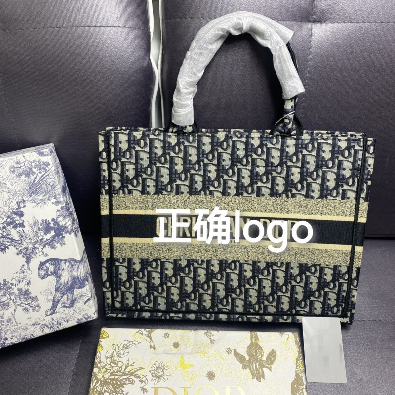 Bolsa de compras de gran capacidad de celebridades de Internet 2024 nuevo bolso portátil de un solo hombro de lona presbiteriana bolso femenino de lujo ligero de nicho