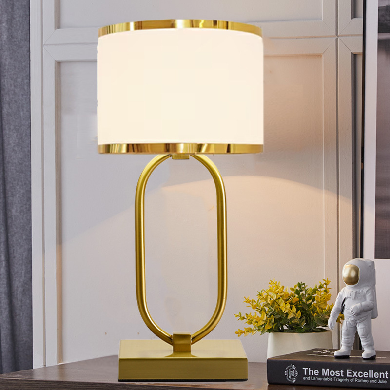 Post-modern Light Luxury Study Bedroom Bedside Lamp Nordic Style Simple Model Room Exhibition Hall Living Room Hotel Glass Table Lamp