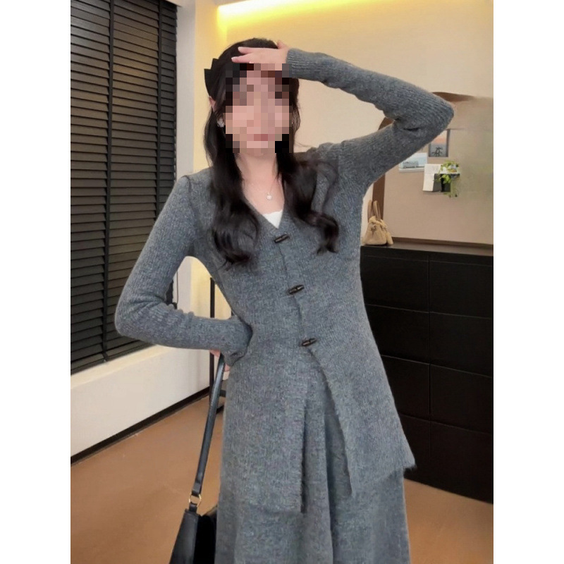 热销早春装搭配一整套时尚香风针织套装女2025秋冬季感长裙|undefined