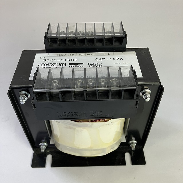 日本TOYOZUMI丰澄电源SD41-050A2 SD41-100A2单相便携式变压器