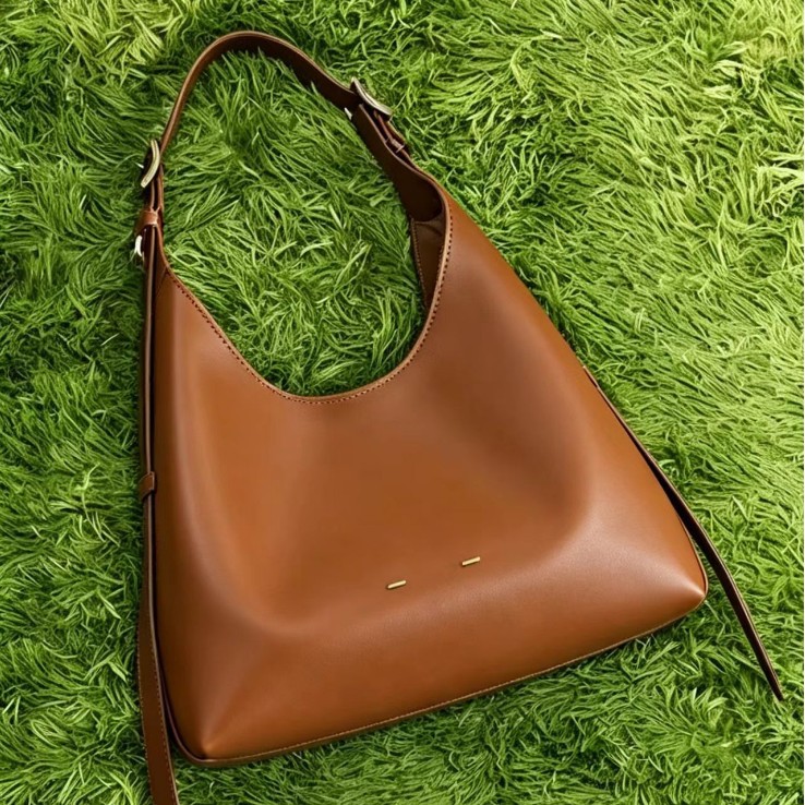 [Same style as Ye Tong] Fabrique new collection: Duomo leather hobo bag, crossbody bag, and tote bag