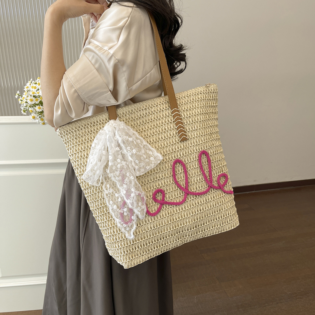 Handmade Rattan Shoulder Bag With Leather Trim Eco Friendly Style_voghion.com