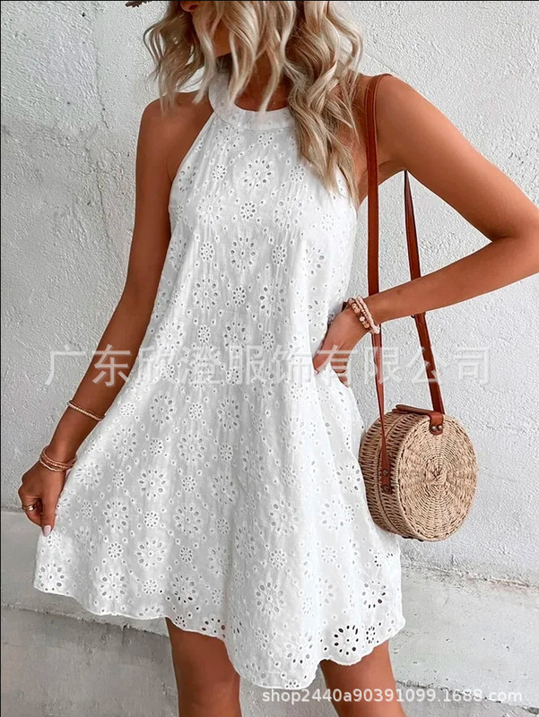 2023 Summer Europe and the United States cross-border Amazon independent station wish new eyelet embroidery neck summer holiday dress