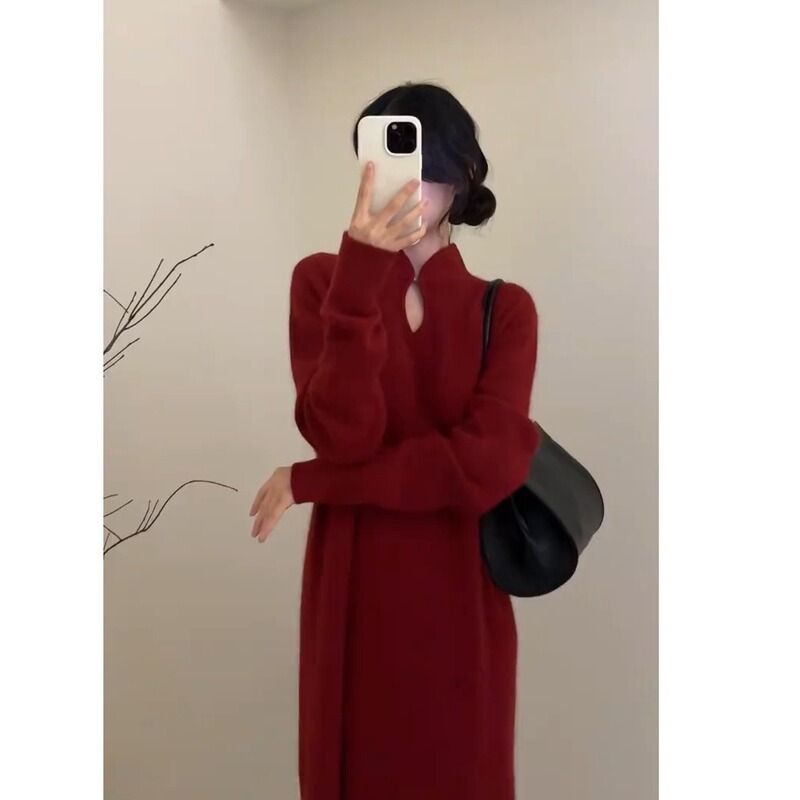 New Chinese-style women's clothing, modernized red knitted base dress, autumn and winter Christmas zodiac year sweater long dress New Chinese-style women's clothing, modernized red knitted base dress, autumn and winter Christmas zodiac year sweater long dress