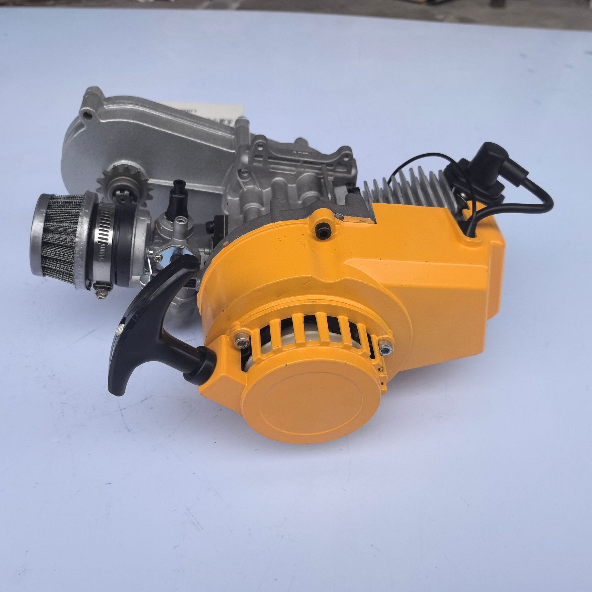 49Cc Mini Motorcycle Gasoline Engine Suitable for Small Sports Cars, Two-Stroke 44-6 Mixed Oil T8F Chain