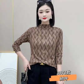 中老年长袖T恤女秋冬2025新款妈妈秋装宽松上衣洋气外穿打底小衫