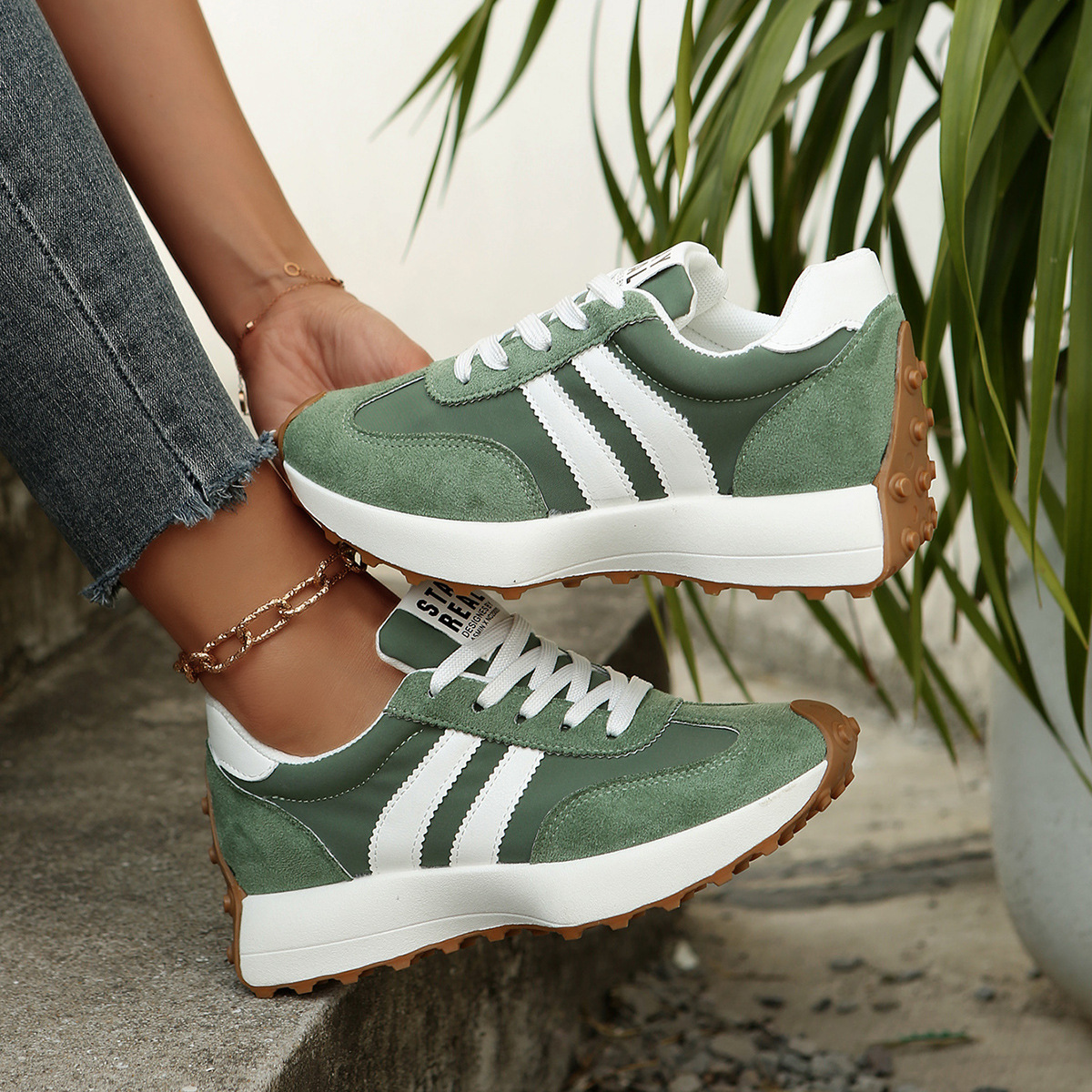 Gump zapatos deportivos para mujeres 2026 primavera y otoño casual suela gruesa pequeña cintura waffle zapatos de papá al por mayor zapatos de entrenamiento alemán de otoño y invierno
