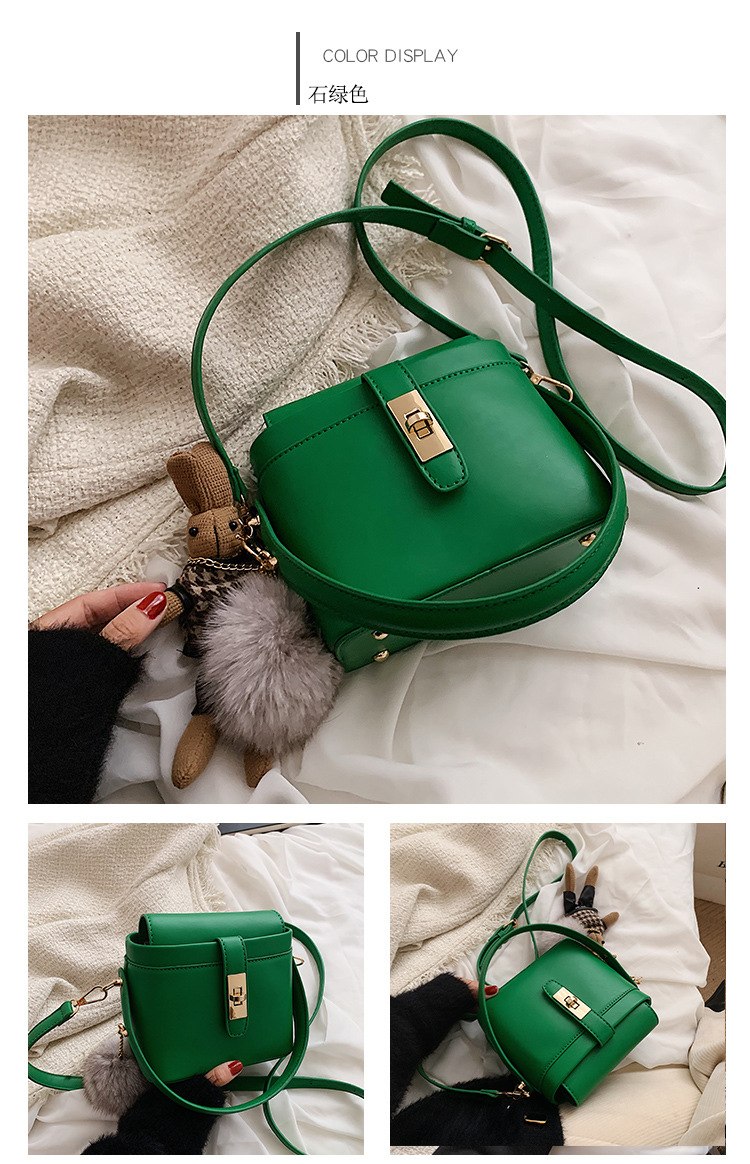 New Fashion Niche Messenger Bag Retro Western Portable Bucket Bag display picture 3