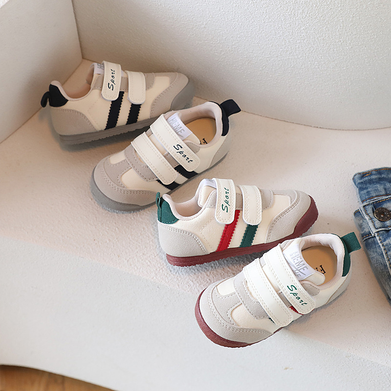 Children's casual low-top sneakers 2024 spring new soft sole lightweight non-slip breathable casual shoes fashion sports shoes_voghion.com