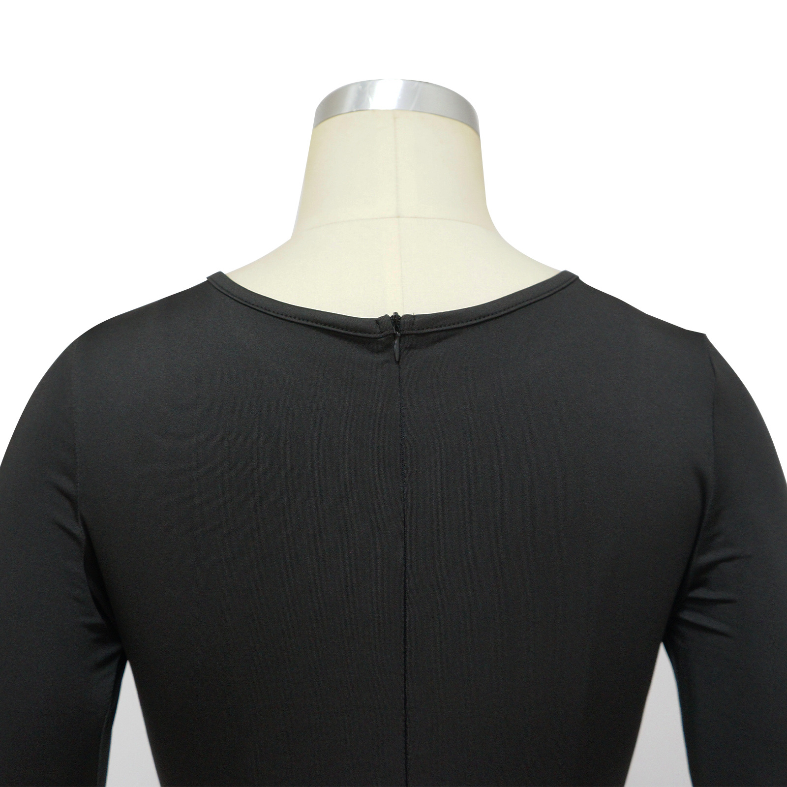 Conjunto de saia e top sexy manga comprida com recortes_voghion.com