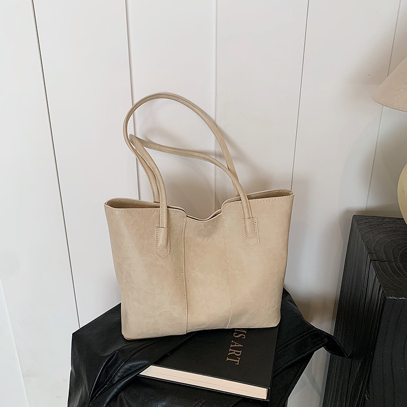 Bolso de trabajo de alto nivel, invierno 2024 nuevo estilo versátil bolso de hombro bajo la axila, bolso popular de este año