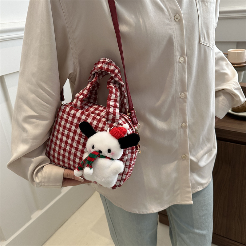 Bolsos de Navidad de otoño e invierno para mujer 2024 nuevo bolso de mensajero dulce y fresco, bolso de hombro, bolso de lana, bolso de lana lindo