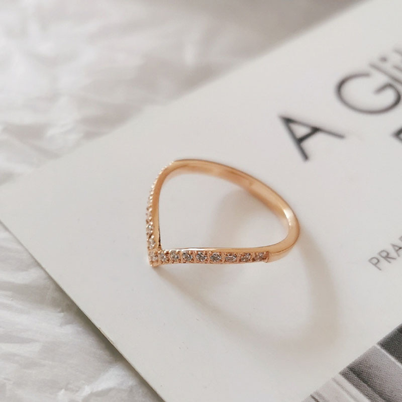 V 자형 라인스톤 골드 링