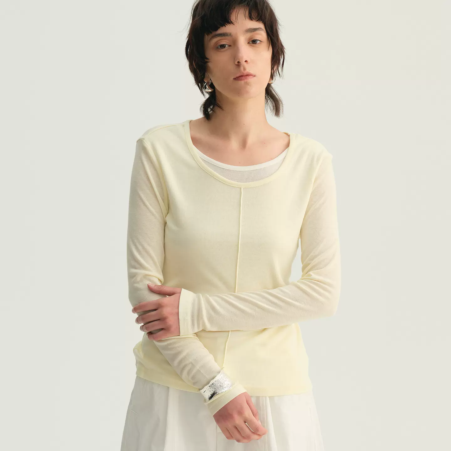 [本初]MIU系叠穿假两件t恤女春季新款休闲百搭撞色圆领打底衫上衣