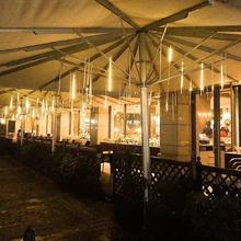 跨境流星雨灯LED灯串太阳能灯路灯户外装饰氛围灯七彩防水彩灯灯