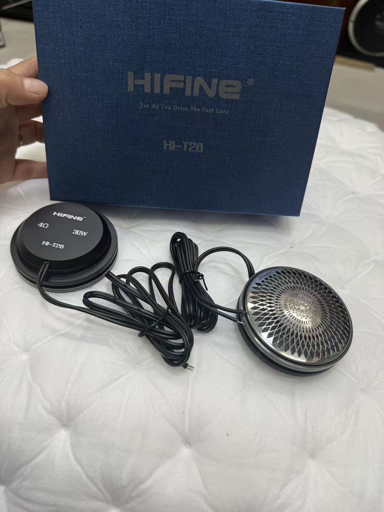 Manufacturer Wholesale Car Audio Modification Dashboard Surround Center-Mounted 2.5inch Starry Sky Channel Car Midrange Speakers