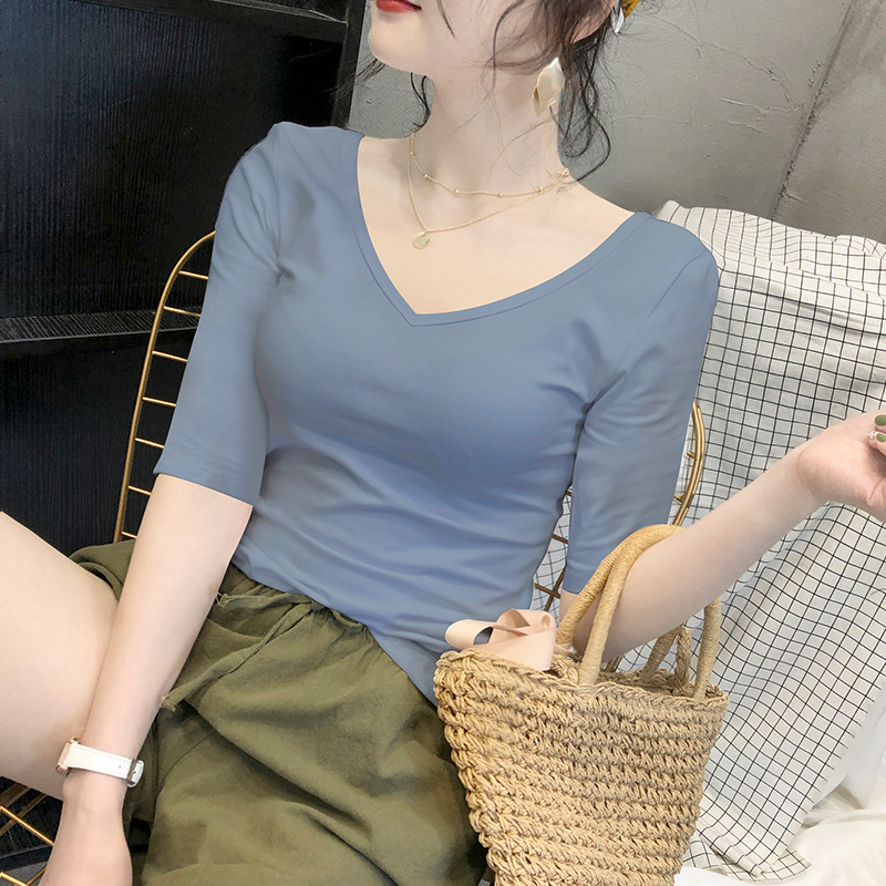 다크 그레이 브이넥 7부소매