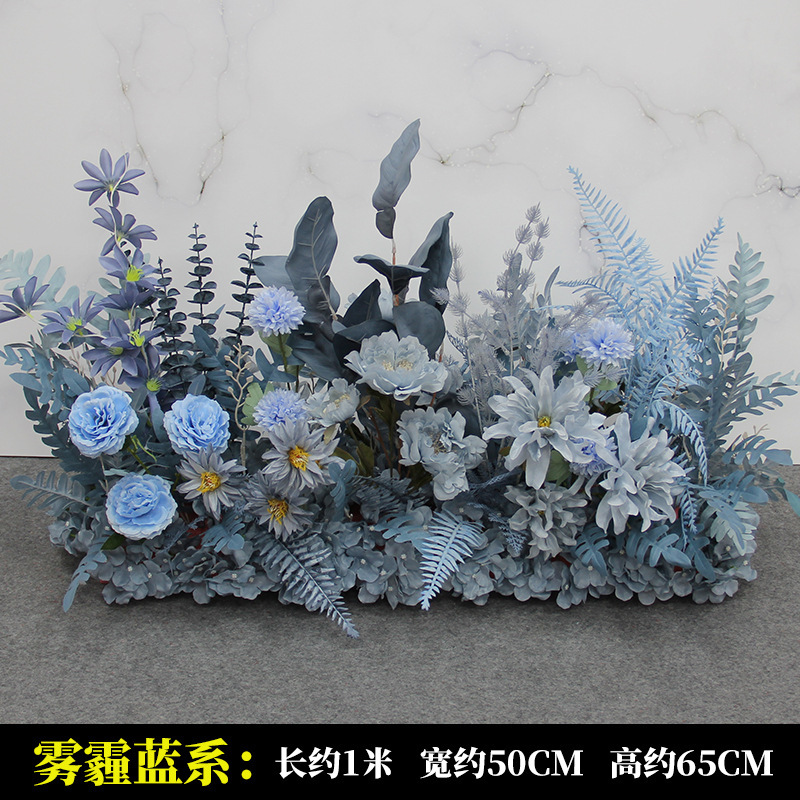 新商品の結婚祝いの大きいタイプの花を並べて絹の花の完成品の装飾をシミュレーションします。|undefined