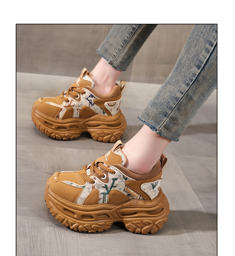 Giày sneaker nữ đế dày tăng chiều cao phong cách daddy — Trà sữa màu chi tiết 12