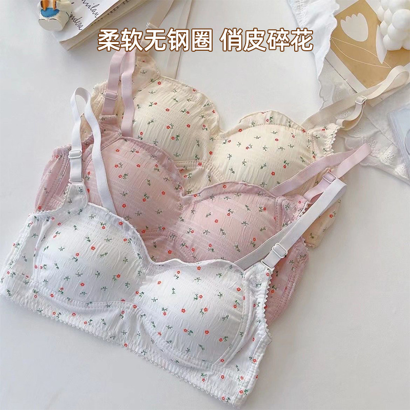 Floral Lingerie, Wire-Free Bra, Deepens Breast Development, Puberty Lace Push-Up Bra, Sweet Girly Style Floral Lingerie, Wire-Free Bra, Deepens Breast Development, Puberty Lace Push-Up Bra, Sweet Girly Style