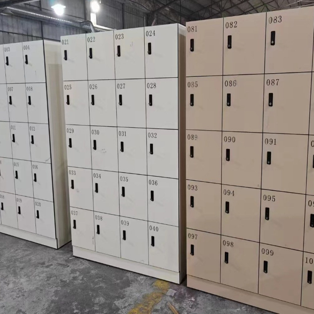 �����ذ���Ӹ��¹񹤳�Ա�����������ԡ�ҹ�ƴװ����װ��