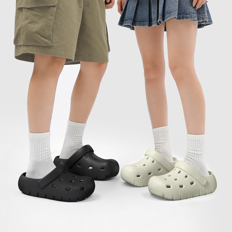 Original Design Lazy Casual Foam Clogs for Women, Spring and Summer Outdoor Wear, Thick-Soled Height-Increasing Breathable Sports Slippers