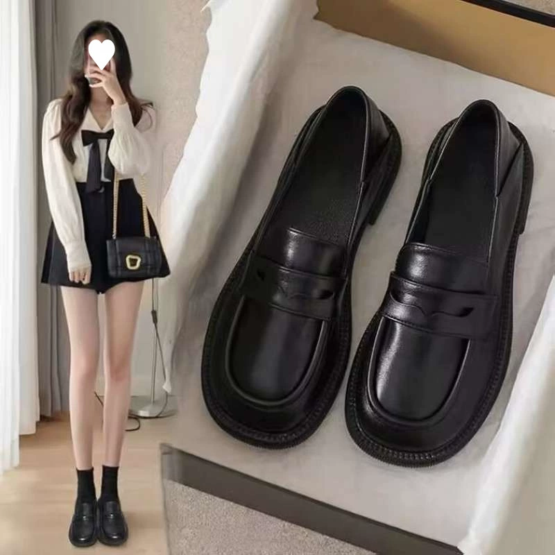 Женская обувь большого размера 35–43. Черные маленькие кожаные туфли в британском стиле в стиле ретро. Женские весенне-осенние лоферы на плоской подошве. 41. Рабочая обувь 42.