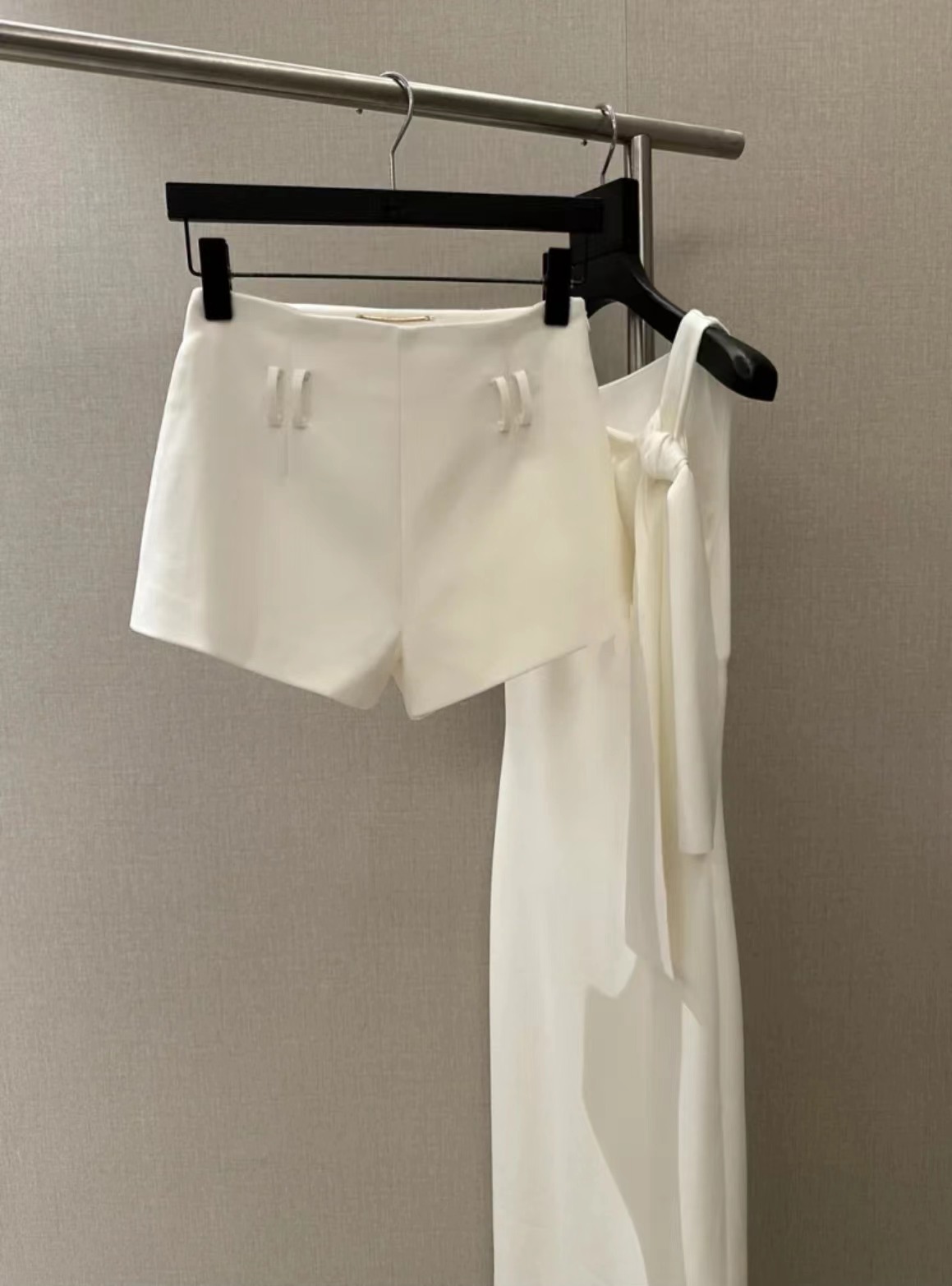 Pantalones Cortos de Tiro Alto con Cinturón para Oficina