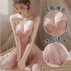 大きいサイズの趣味の下着のセクシーな網の糸の小さい胸は集まって純粋な欲を集めて胸の高級感をからかいます。